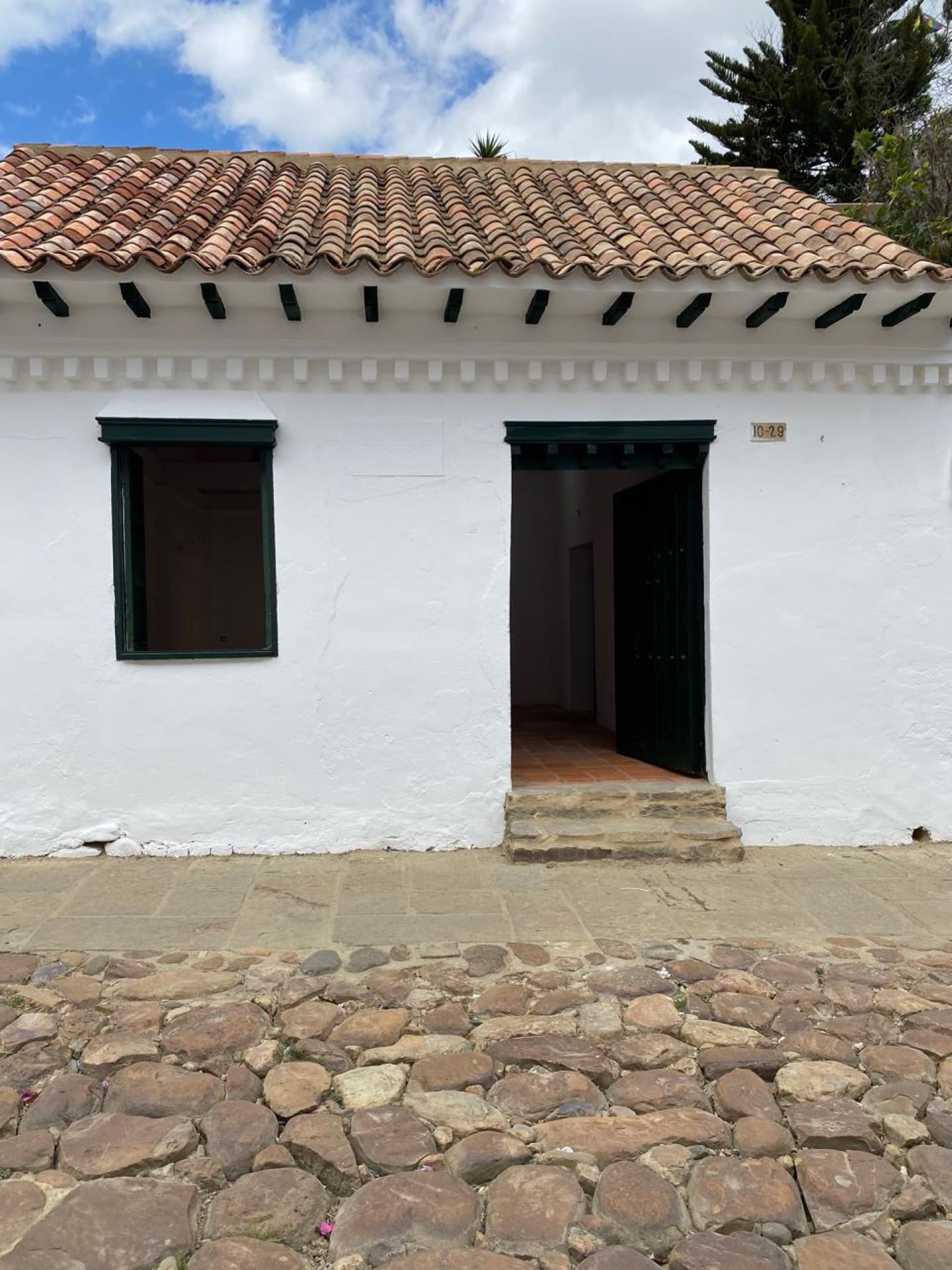 Local comercial en 30m de la plaza central — 55 m² — foto 2